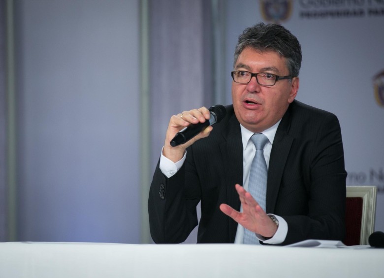 El ministro de Hacienda, Mauricio Cárdenas, se mostró tranquilo ante la baja a 3,8% de la expectativa de crecimiento económico. FOTO COLPRENSA