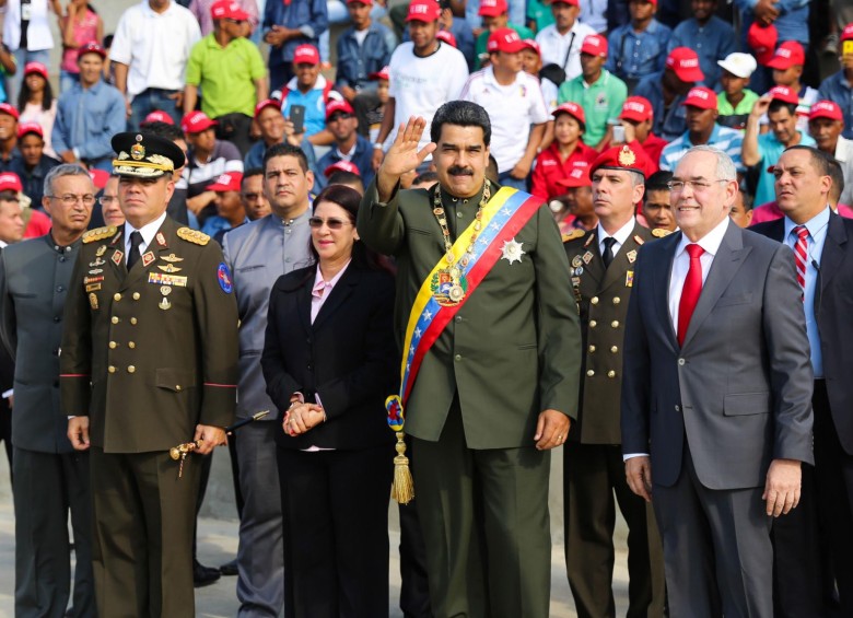 El presidente de Venezuela, Nicolás Maduro, y su equipo de gobierno. FOTO AFP