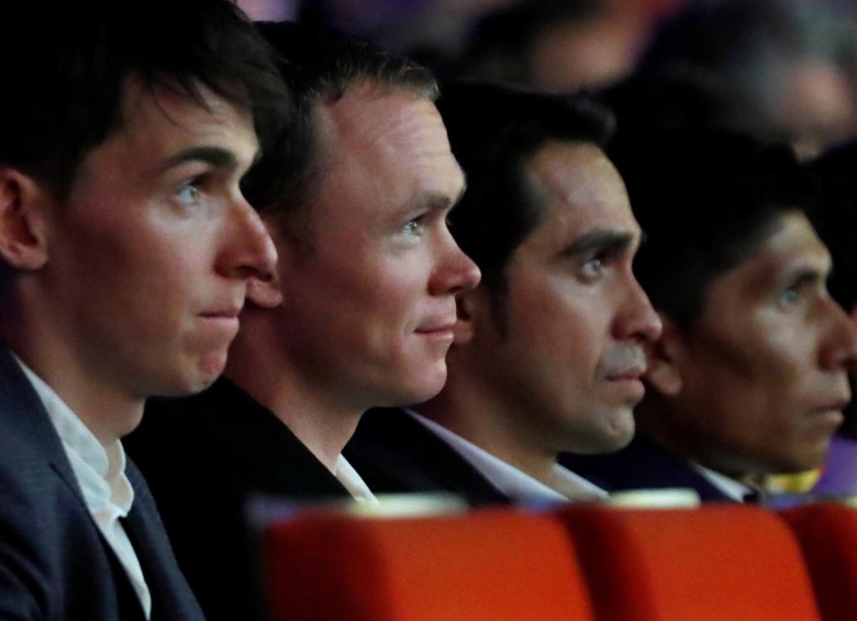 Cuatro grandes: Romain Bardet, Chris Froome, Alberto Contador y Nairo Quintana en la presentación del Tour. FOTO reuters