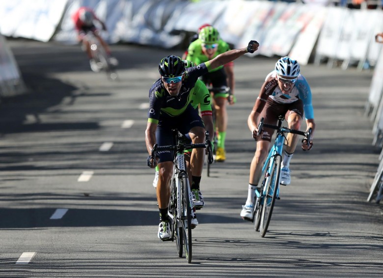Rigo cruzó la meta detrás del líder Alejandro Valverde y del francés Romain Bardet. FOTO AFP