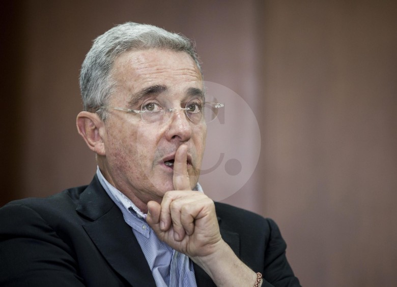 El expresidente Uribe cuestionó que dirigentes de la comunidad internacional apoyen la impunidad a las Farc, la misma que rechazan para terroristas de sus países. FOTO Emanuel Zerbos