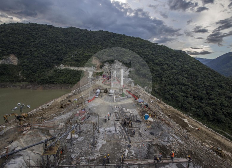 Frente de trabajo en la zona de la represa del proyecto hidroeléctrico Ituango (22 de agosto de 2018). FOTO SANTIAGO MESA