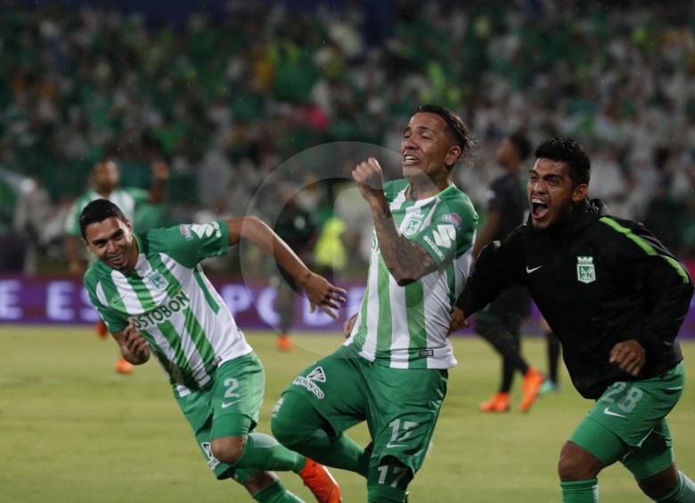 Dayro Moreno, figura de la noche, con sus dos goles dejó a Nacional en la semifinal de la Liga Águila-1.FOTO RÓBINSON SÁENZ