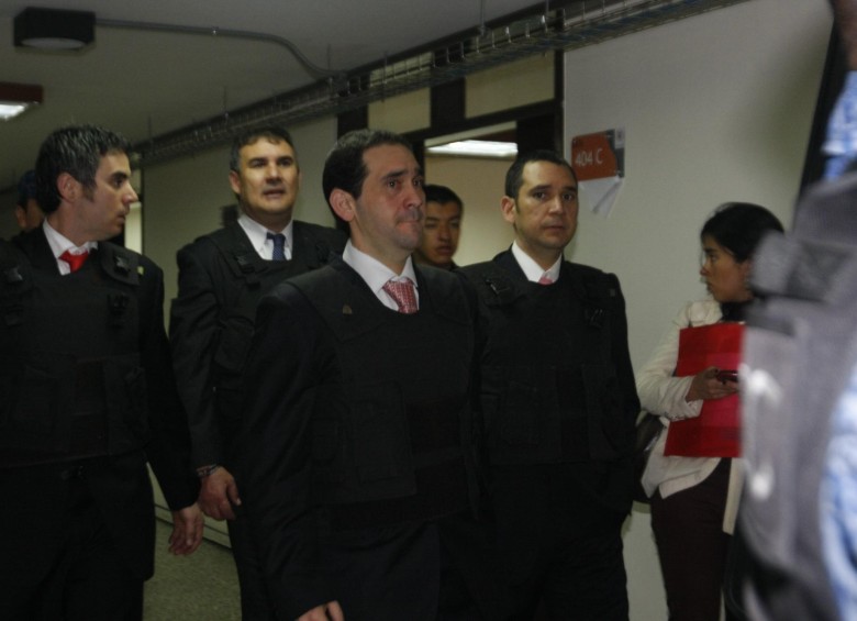 Un juez de conocimiento de Bogotá condenó a ocho años y seis meses de prisión a los primos Manuel, Miguel Y Guido Nule. FOTO COLPRENSA