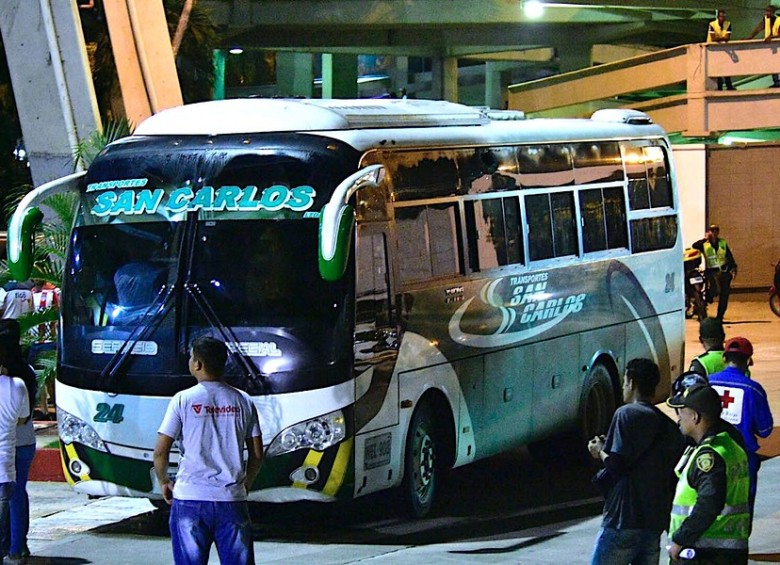 Bus del Pasto agredido en Barranquilla. FOTO COLPRENSA