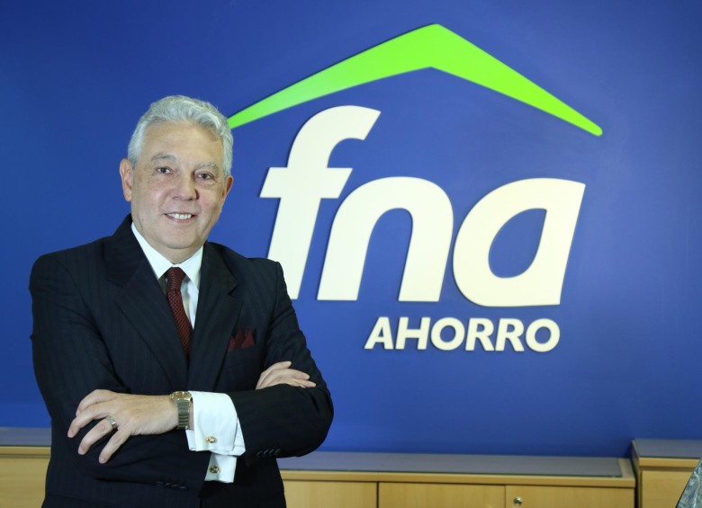  Helmuth Barros Peña, presidente del Fondo Nacional del Ahorro. FOTO COLPRENSA.
