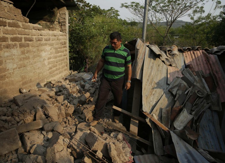 El enjambre sísmico en El Salvador ha destruido once viviendas. FOTOS: EFE
