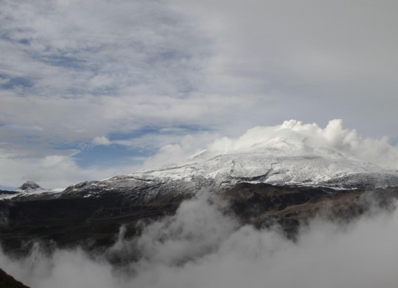  Las autoridades concluyeron que se mantiene el Nivel Amarillo en el Nevado del Ruiz. FOTO COLPRENSA
