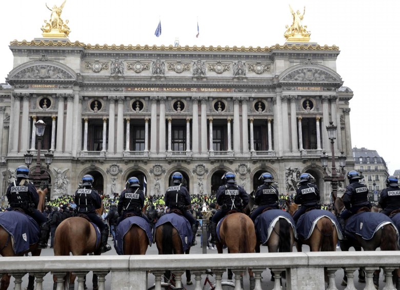 Así avanza el quinto sábado de protesta de “los chalecos amarillos” en Francia