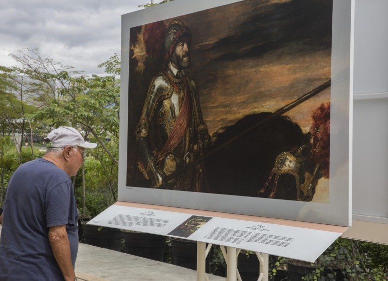La muestra es un viaje a través de fotografías de las pinturas, una galería al aire libre. Es una exposición itinerante que lleva moviéndose por Suramérica y Centroamérica desde el 2011. Foto: Edwin Bustamante.