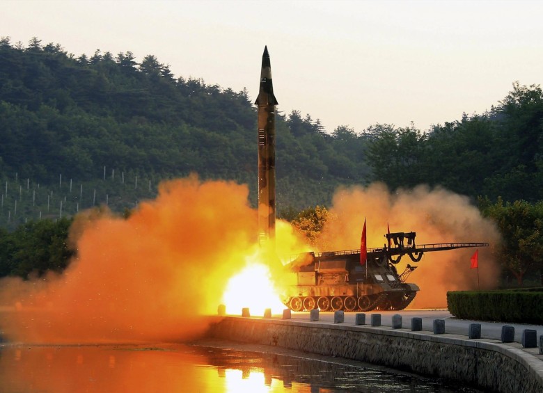 Uno de los ensayos de los misiles que posee Corea del Norte. FOTO: EFE