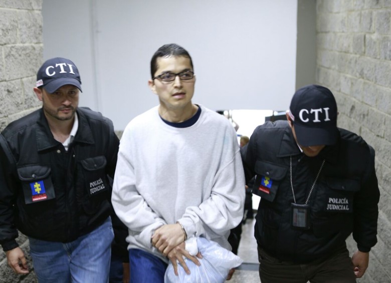 Nodier Giraldo Giraldo, uno de los cabecillas de Bloque Tayrona de las Auc cumplió condena en Estados Unidos y fue capturado a su llegada a Bogotá. FOTO COLPRENSA