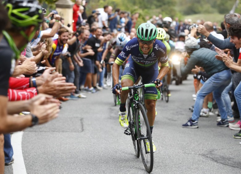 Esteban Chaves ciclista del Orica-Scott uno de los colombianos que va correr la Vuelta España 
