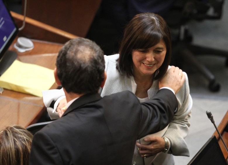 Diana Fajardo, abogada y politóloga de la Universidad de Los Andes, ganó el último escaño para la Corte Constitucional con una votación de 48 votos a favor, de 94 posibles. FOTO Colprensa