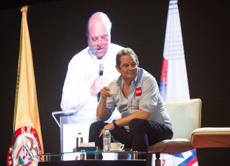 Germán Vargas Lleras, durante la oficialización del apoyo de Cambio Radical. FOTO Cortesía Cambio Radical