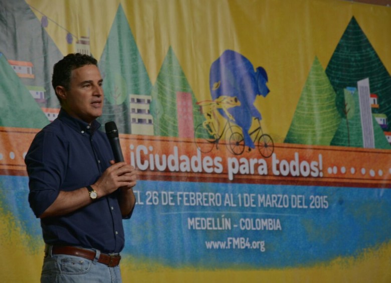 El alcalde de Medellín anunció la creación de esa nueva dependencia durante la apertura del Foro Mundial de la Bicicleta. FOTO CORTESÍA