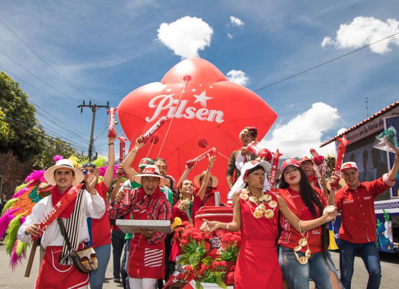 Fueron muchas las sorpresas de Pilsen a lo largo de la Feria de las Flores. Con tablados, las tienditas, el Bus Pilsen y muchos eventos más, prendió la fiesta en las calles de Medellín.