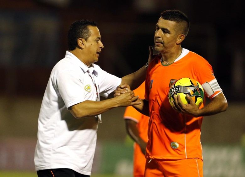El capitán naranja, Andrés Orozco, es duda por un golpe que recibió en el juego ante Patriotas. FOTO juan antonio sánchez