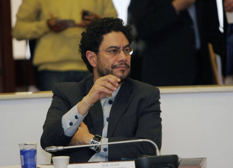 La Sala Plena del Consejo de Estado mantuvo la investidura del senador del Polo Democrático, Iván Cepeda. FOTO COLPRENSA