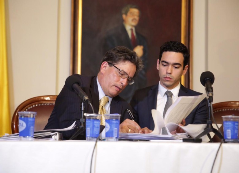 Foto: El ministro de Hacienda, Alberto Carrasquilla, radicó su propuesta de reforma tributaria. 