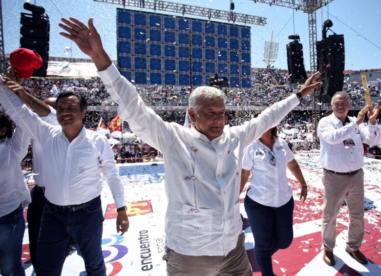La mayoría de encuestadoras prevén en su última entrega un triunfo de la izquierda el primero de julio, con la cuarta campaña presidencial a la que se presenta Andrés M. López Obrador. foto efe