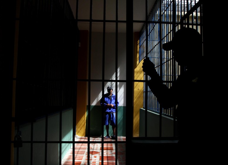 Algunos de los insurgentes que continúen presos por delitos que no abarca la Amnistía, podrán ser cobijados con la medida de libertad condicionada al cumplir con algunos requisitos como haber permanecido 5 años en prisión. FOTO: EL COLOMBIANO