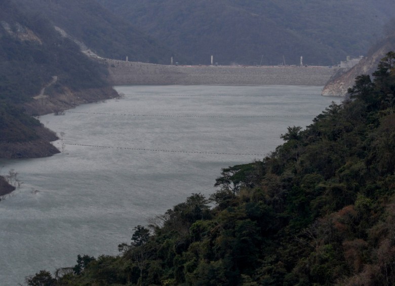 La represa de Hidroituango este miércoles. FOTO MANUEL SALDARRIAGA
