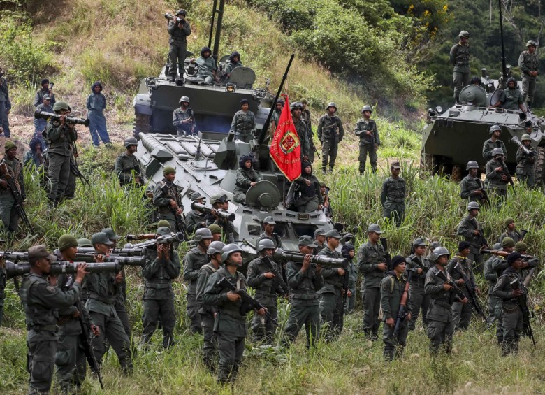 Con disparos de precisión iniciaron los ejercicios militares de Venezuela. FOTO AFE