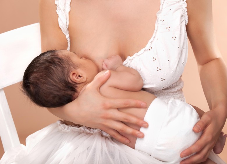 La OMS recomienda lactancia materna exclusiva mínimo hasta los 6 meses de vida e idealmente hasta los 2 años. FOTO SSTOCK