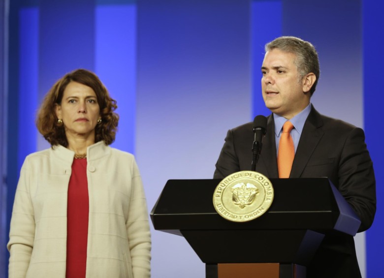El presidente Iván Duque, junto a la ministra del Interior, Nancy Patricia Gutiérrez, anunció un paquete de medidas anticorrupción. FOTO: Colprensa