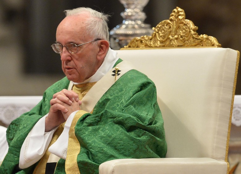El Papa Francisco inauguró el sínodo este domingo. FOTO AFP
