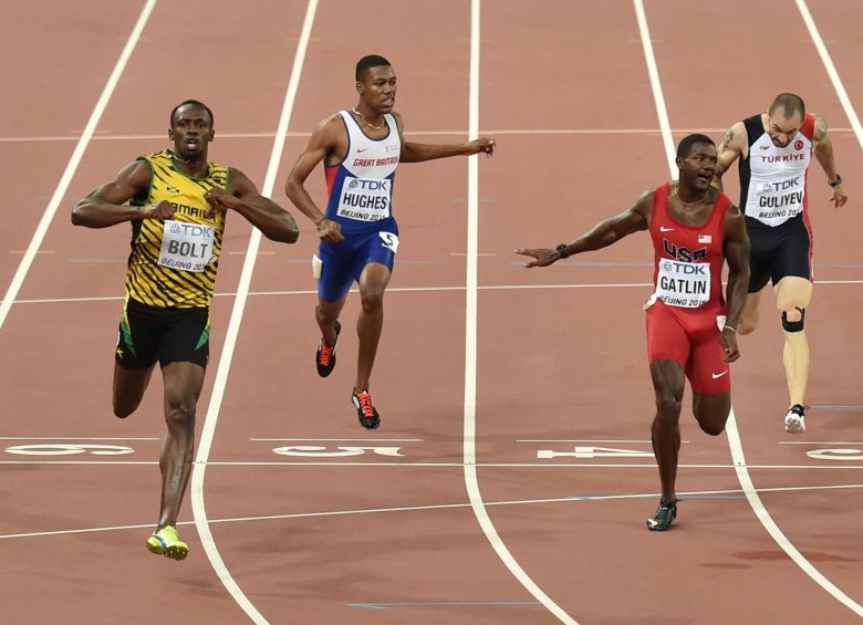 La única vez que Gatlin venció a Bolt en los 200 fue en Helsinki 2005, cuando el jamaiquino comenzaba su carrera y además, sufrió calambres en la final. FOTO AFP