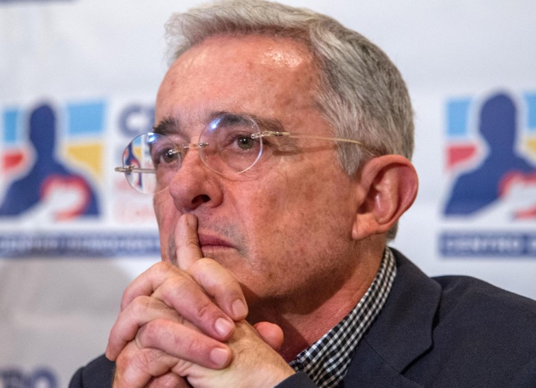 Uribe sostuvo que fue el testigo Monsalve quien se mostró arrepentido por las acusaciones en su contra. FOTO EFE
