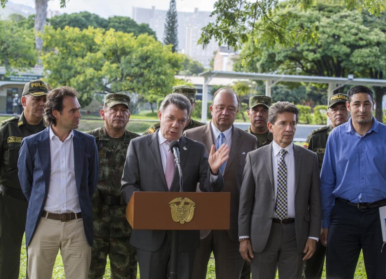 El tema de seguridad siempre está presente en las visitas presidenciales a Medellín. FOTO: Esteban Vanegas.
