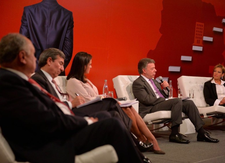 En el marco de la iniciativa ‘La conversación más grande del mundo’, el presidente Juan Manuel Santos sostuvo una conversación con empresarios. FOTO CORTESÍA