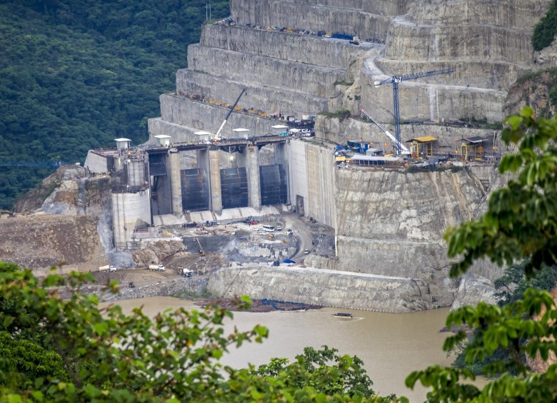 EPM asegura que las estructuras principales del proyecto hidroeléctrico Ituango (presa, vertedero y casa de máquinas no han sufrido afectación significativa. Foto: Juan Antonio Sánchez.