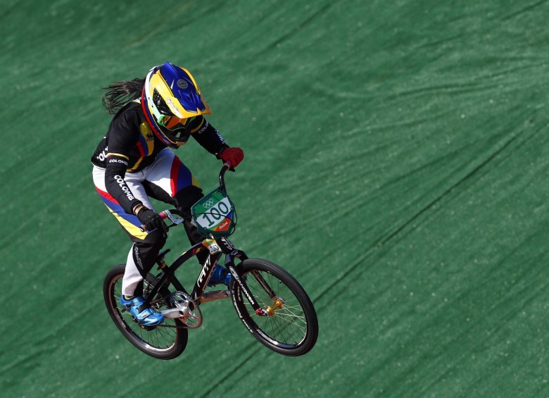 Mariana Pajón alternará ciclismo con bicicrós en los Juegos Bolivarianos. Uno en Santa Marta, otro en Cali. FOTO Colprensa 