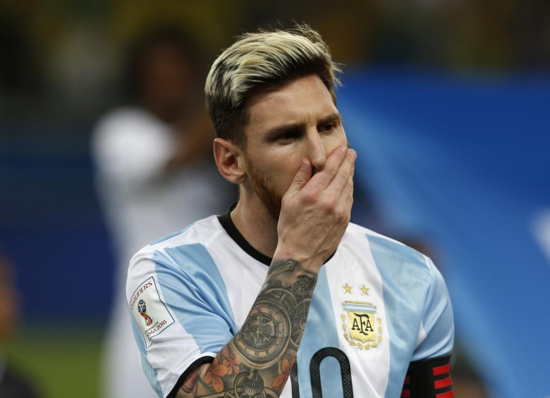 Lionel Messi, el estandarte de un monstruo dormido y golpeado. Para muchos, el único salvador de la Albiceleste. FOTO AP
