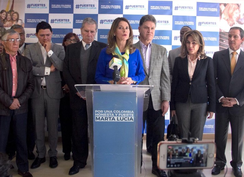 El jefe de campaña de Marta Lucía Ramírez será el exministro Fernando Araujo, y el gerente genera, el excandidato vicepresidencial Camilo Gómez. FOTO CORTESÍA