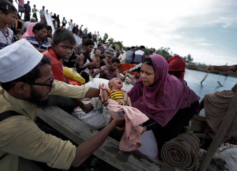 655.000 refugiados rohinyás han llegado a Bangladesh desde Birmania, lo que acentúa la crisis humanitaria que padece esta comunidad musulmana. FOTO Reuters