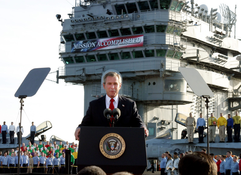 El optimismo de Bush ese día fue tan elevado como el precio que tuvo que pagar su país en Irak. FOTO ap