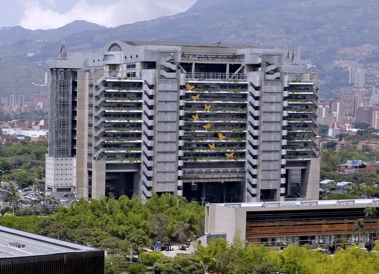Empresas Públicas de Medellín ha sido uno de los centros de la discusión por el proyecto de Acuerdo 300. FOTO juan antonio sánchez
