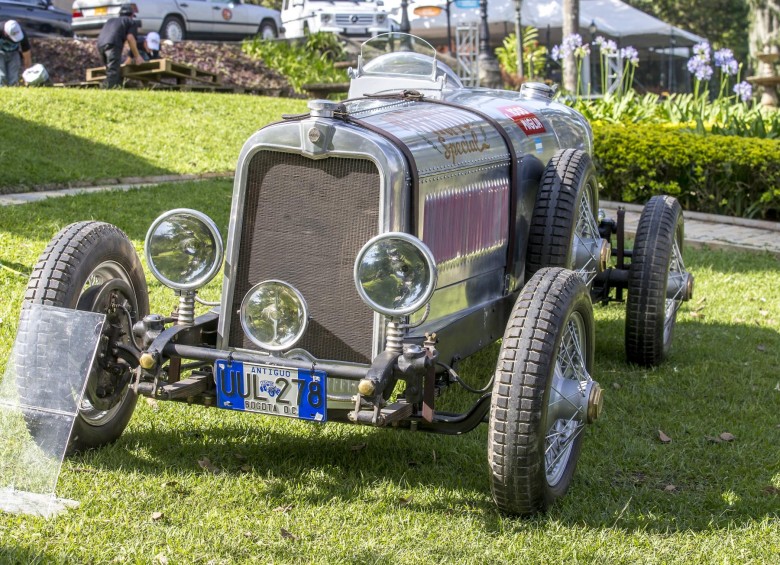 Bólido Marmon: Máquina estadounidense fabricada entre 1928 y1929 para las carreras de autos. 