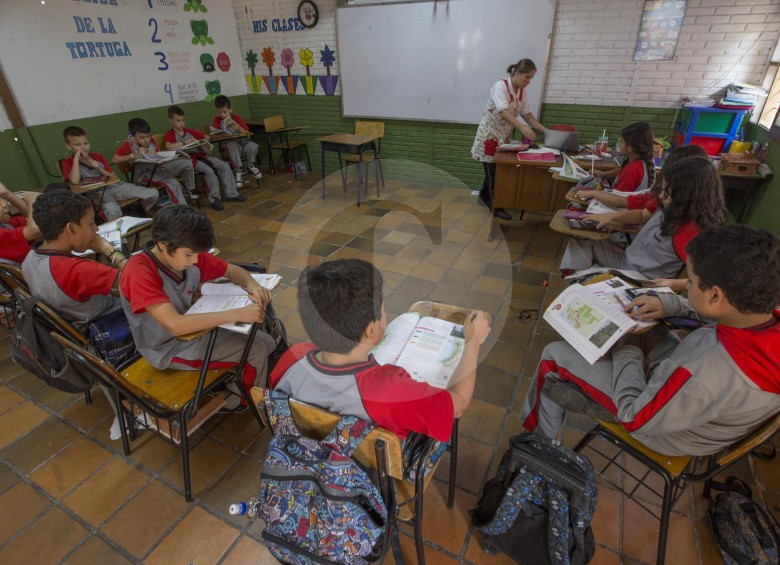El Gobierno anunció que se iniciará la construcción de 30.693 aulas, pero no todas se entregarán antes del 7 de agosto, cuando el presidente Santos termina su mandato. FOTO manuel saldarriaga