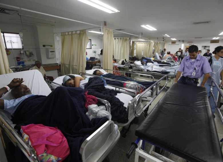 Aunque el Gobierno dio reversa, es reiterada la queja de falta de presupuesto en clínicas y hospitales. FOTO Manuel Saldarriaga