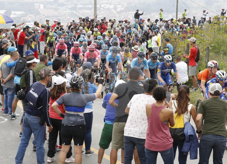 La afición del ciclismo en Antioquia creció con la segunda edición del Tour Colombia. FOTO MANUEL SALDARRIAGA