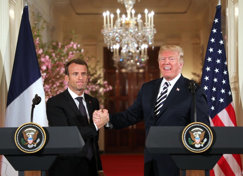 Ayer Macron se mostró cercano a un personaje (Trump) al que ha criticado en numerosas ocasiones por temas como el cambio climático. Hoy hablará ante el pleno del Congreso. FOTO afp