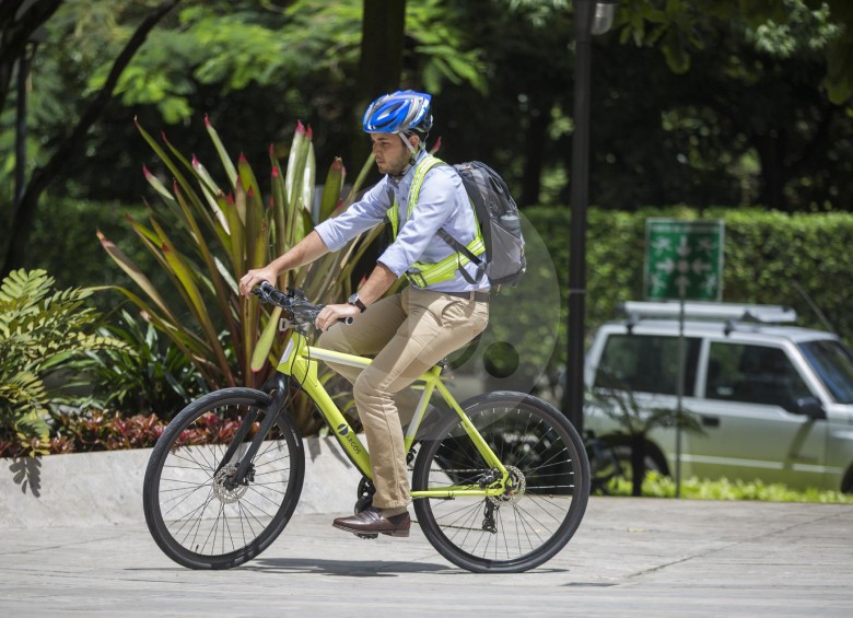 El Grupo Argos impulsa el programa “La bici me mueve”, que facilita bicicletas a sus empleados. Foto: Manuel Saldarriaga.