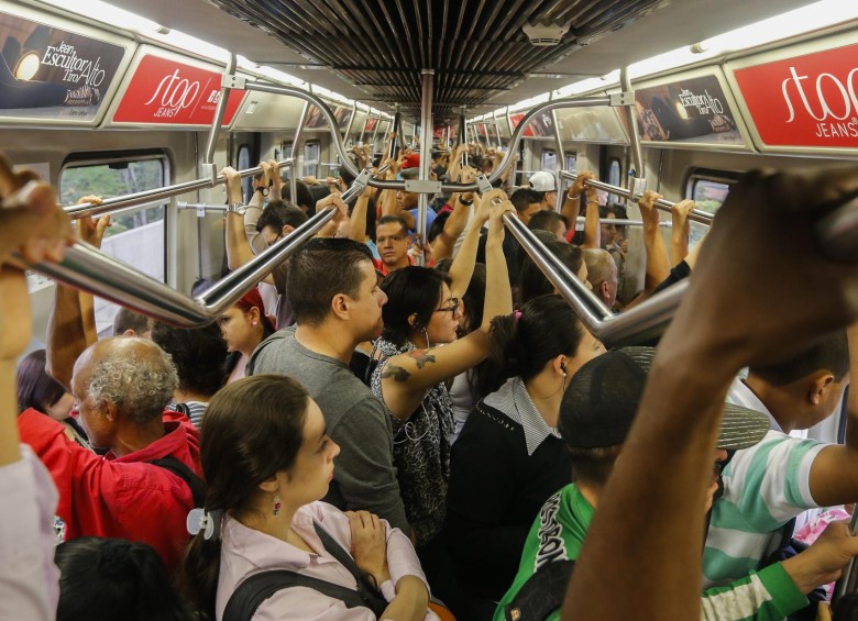 El ataque sería el primero de su tipo en 20 años de servicio del sistema de transporte masivo. FOTO RÓBINSON SÁENZ