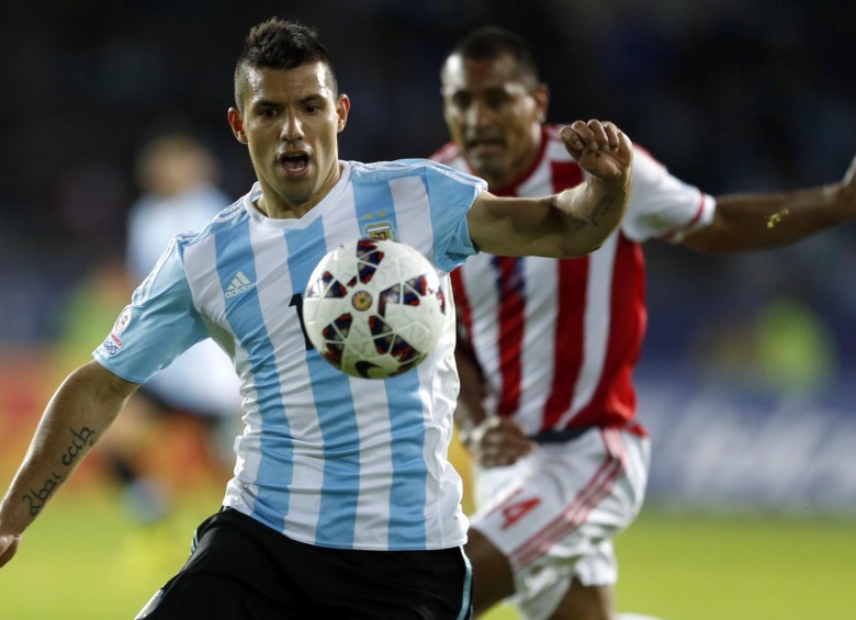 Paraguay y Argentina empataron a 2 goles en el inicio de ambos equipos en la Copa América. FOTO AP